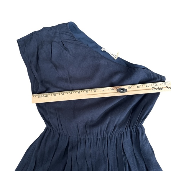 Alice + Olivia Indi Brisa Draped One-Shoulder Romper Blue - Picture 2 of 5